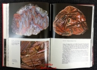 Welt der Mineralien in Farbe.